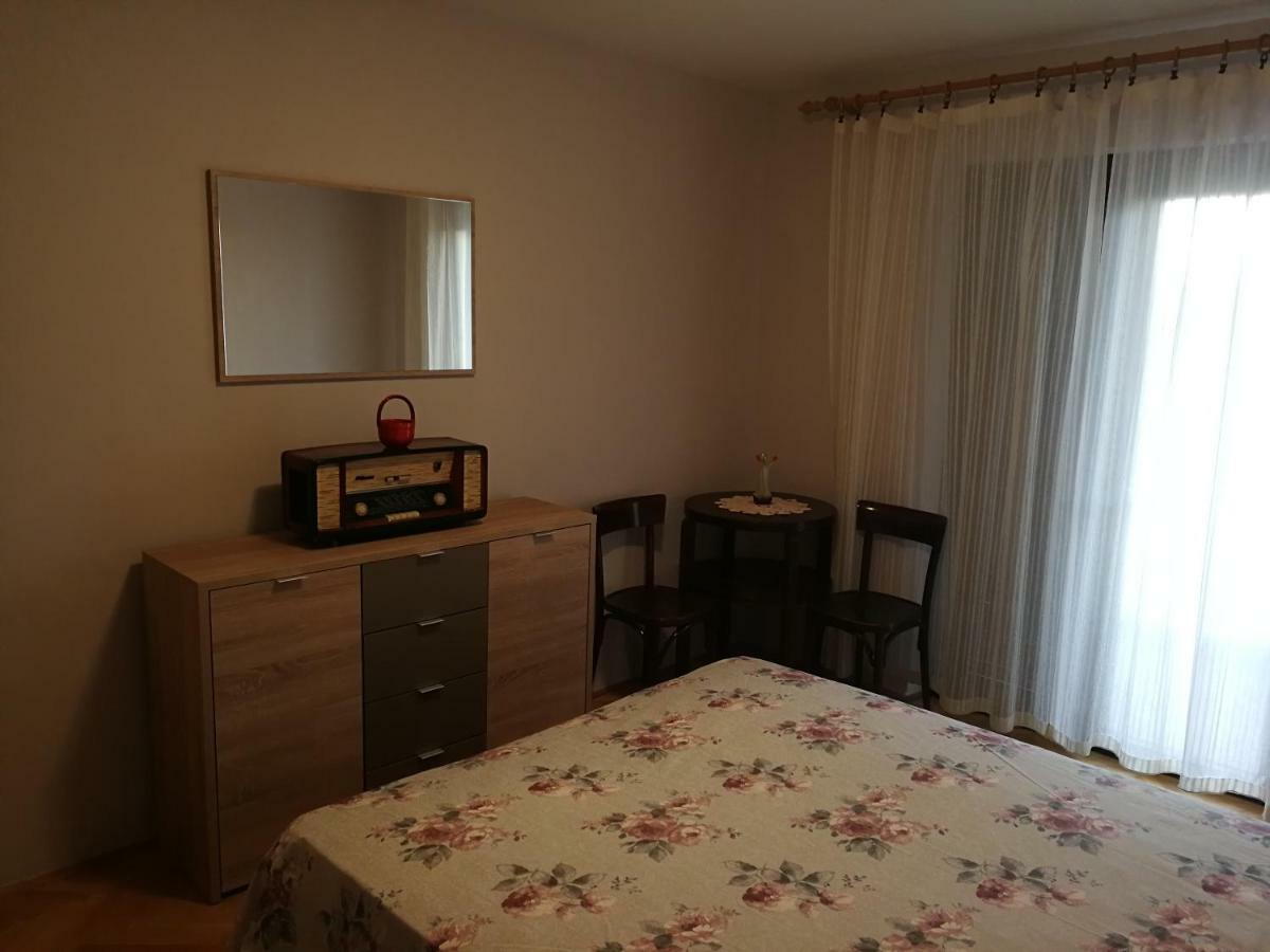 Apartman Buble Trogir Eksteriør billede